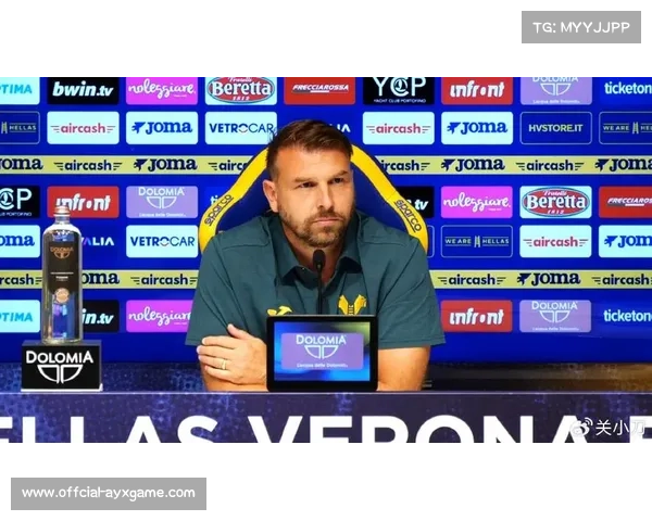 维罗纳深陷降级危机,萨内蒂急谋战术突围寻求重生 维罗纳深陷降级危机,萨内蒂急谋战术突围寻求重生