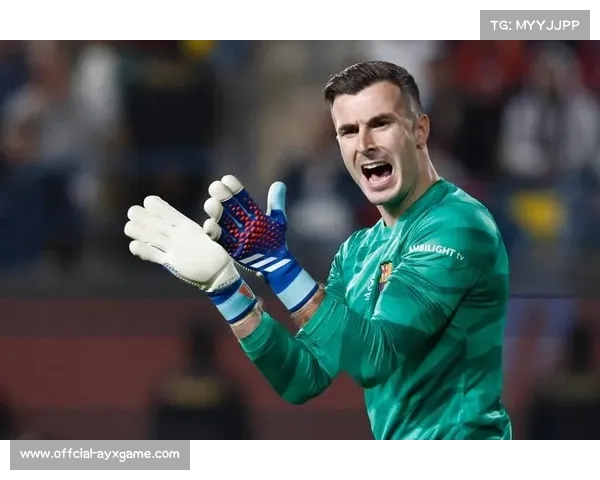 居勒尔训练任意球十中死角，门将教练玩笑称“门将要退役”