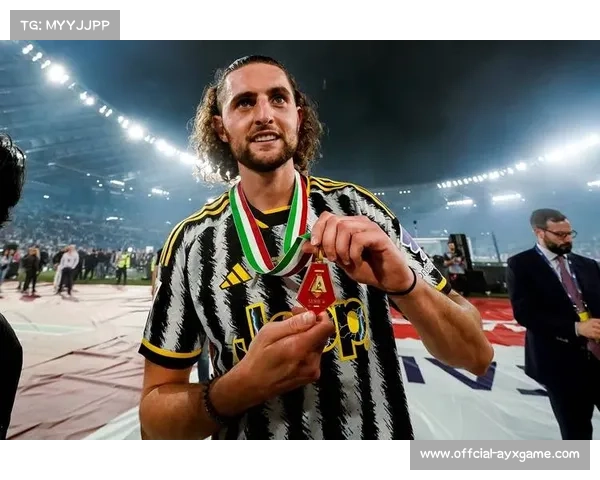 意甲联盟CEO德西尔沃回击拉比奥：应尊重收入来源